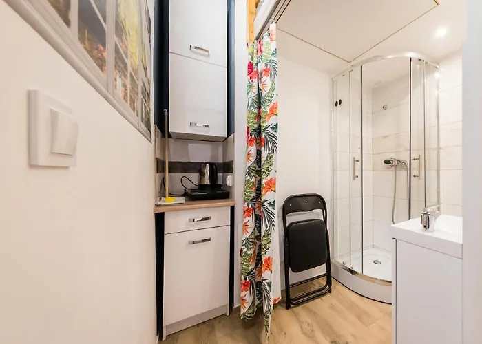 Micro 2,5 Qm - Najmniejsze Swiata 2,5 Mkw * Kraków