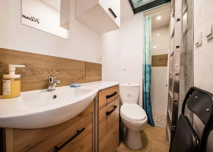 Micro 2,5 Qm - Najmniejsze Swiata 2,5 Mkw * Kraków